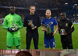 Enlace a Solo ha pasado un año y medio de esa imagen