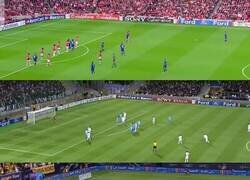 Enlace a Cristiano, un peligro de media distancia en 3 décadas distintas