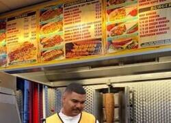 Enlace a No sé quien es pero tiene cara de que los tacos le quedan de maravilla