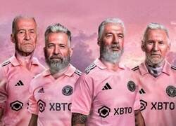 Enlace a Parecidos razonables. Busi es Dragó.