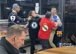 Enlace a El Al Hilal, rechazado con emojis