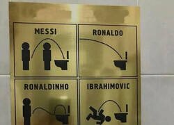 Enlace a Cracks del fútbol en el baño