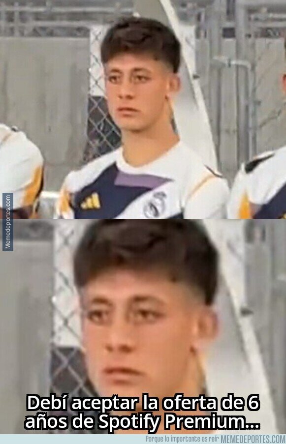 1193168 - Arda Guler viendo el Clásico