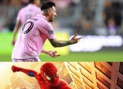 Enlace a Uno lanza redes. El otro, las destruye