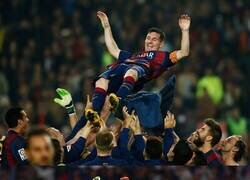 Enlace a El más grande, y sus compañeros lo saben