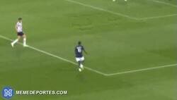 Enlace a Distinto equipo, mismo Ousmane.