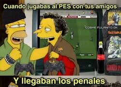 Enlace a Y el mando dentro de la camisa