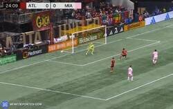 Enlace a El gol de Campana con el Inter Miami que haría sonrojar a Berbatov