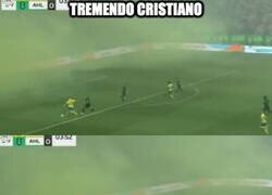 Enlace a El gol de Cristiano contra el Al Ahli que nadie sabe por donde ha entrado