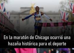 Enlace a El histórico récord de Kevin Kiptum y por qué es tan importante para la humanidad.