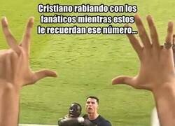 Enlace a Y ahora, un poema.