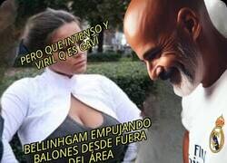 Enlace a Les encanta empujar balones