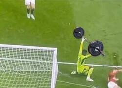 Enlace a Nunca vienen mal unas pesas