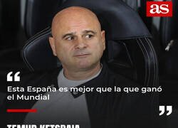 Enlace a El seleccionador Chipriota empezó a ver fútbol ayer