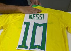 Enlace a Algo no está bien con esta camiseta