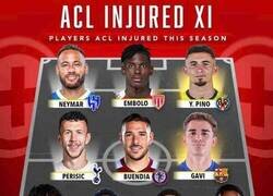 Enlace a Se puede hacer un 11 de jugadores con los ligamentos rotos y vaya escuadra queda