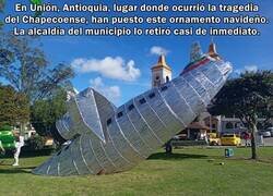 Enlace a Polémico adorno navideño en Colombia