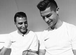 Enlace a ¿Qué es lo primero que viste en esta foto?