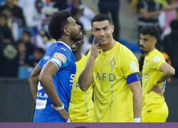 Enlace a No sé quién es pero le ha comida la oreja a Messi y Cristiano