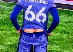 Enlace a ¡Cuidado Trent! Te has dejado la puerta trasera al aire