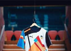 Enlace a Cuando haces un trabajo para clase entre 4 personas