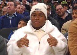 Enlace a Separados al nacer