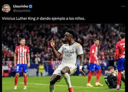 Enlace a Vinicius vuelve a las andadas