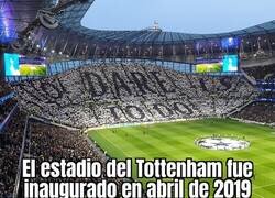 Enlace a Casi 5 años para estrenarse