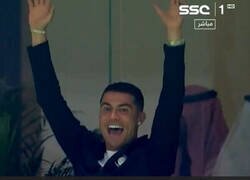 Enlace a Cristiano celebrando un amistoso, por @Llourinho