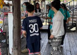 Enlace a Brutal camiseta de Loe Mseei