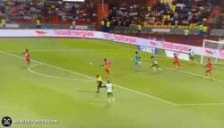 Enlace a Este árbitro de la Copa África usa el estilo de Rüdiger para esprintar