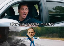 Enlace a Cada minuto que este hombre sigue con empleo muere un gatito.