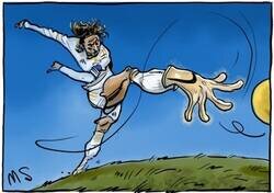 Enlace a Luka tiene un guante en el pie