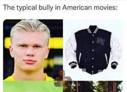 Enlace a Estas 4 piezas forman el set de matón hollywoodiense