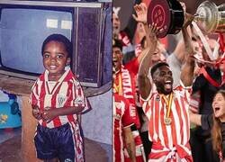 Enlace a Iñaki levantó el trofeo de copa con el mismo modelo de Kappa que usó cuando era niño