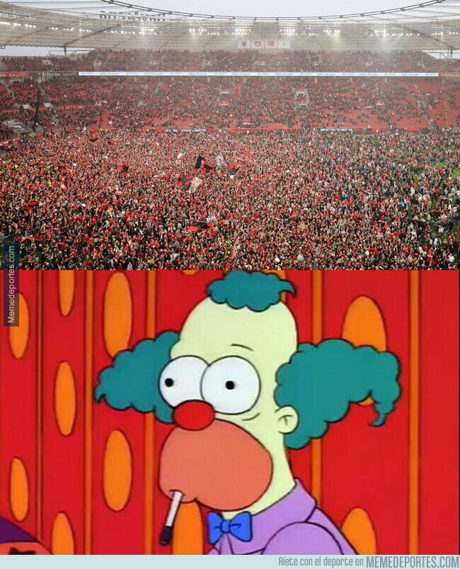 1203443 - Ambientazo en el BayArena