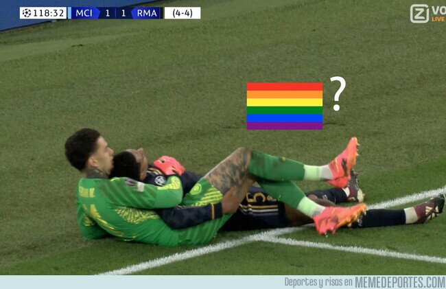 1203556 - ¿Qué haces Bellingham?, por @Llourinho