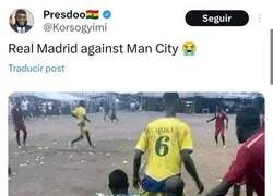 Enlace a Creo que todavía siguen debajo del arco