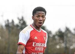Enlace a Este Sub-18 del Arsenal le metió siete goles al Norwich City