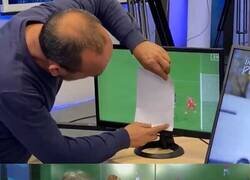 Enlace a Lo han vuelto a hacer, solo que esta vez en un programa 'serio'. Lo cual es peor.