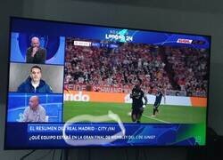 Enlace a El becario que no se entera de quienes juegan