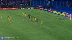 Enlace a Cavani de tiro libre por Copa Sudamericana al minuto 92, gol de remontada. Fútbol, señores.