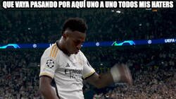 Enlace a Vinicius manda a callar a todos