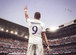 Enlace a El heredero de Cristiano Ronaldo ha llegado al Real Madrid! Mbappe se une al rey de Europa!