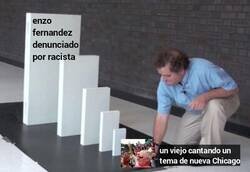 Enlace a El humilde origen de un himno a la xenofobia.