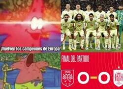 Enlace a Decepcionante regreso de La Roja