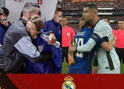 Enlace a El reencuentro de dos viejos socios