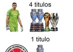 Enlace a En 4 años el Dibu superó la historia de Colombia