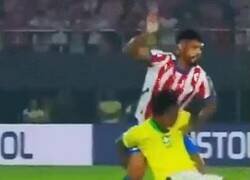 Enlace a Seguro que en la época de Bobby Charlton había mejor teatro