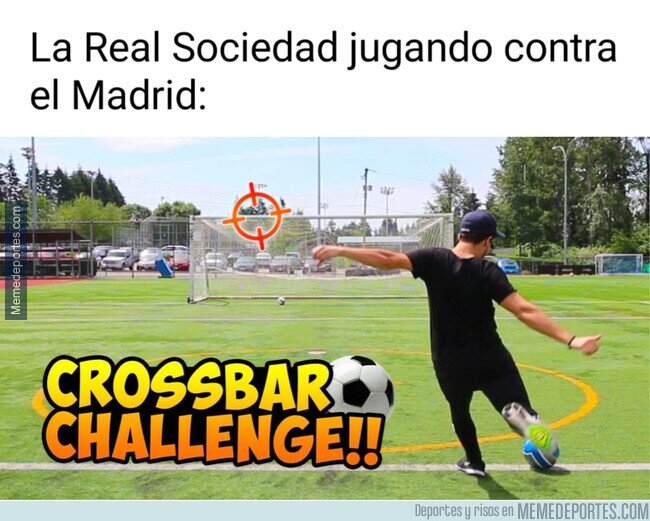 1210134 - Se trataba de marcar gol, no de darle al palo